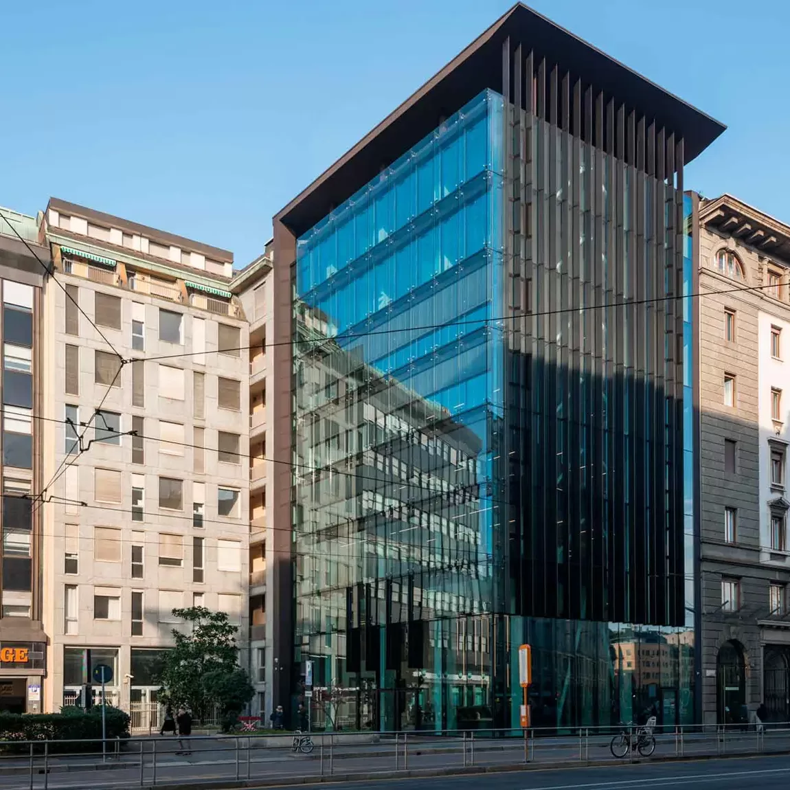 Banca Sistema - Palazzo Largo Augusto, Milano