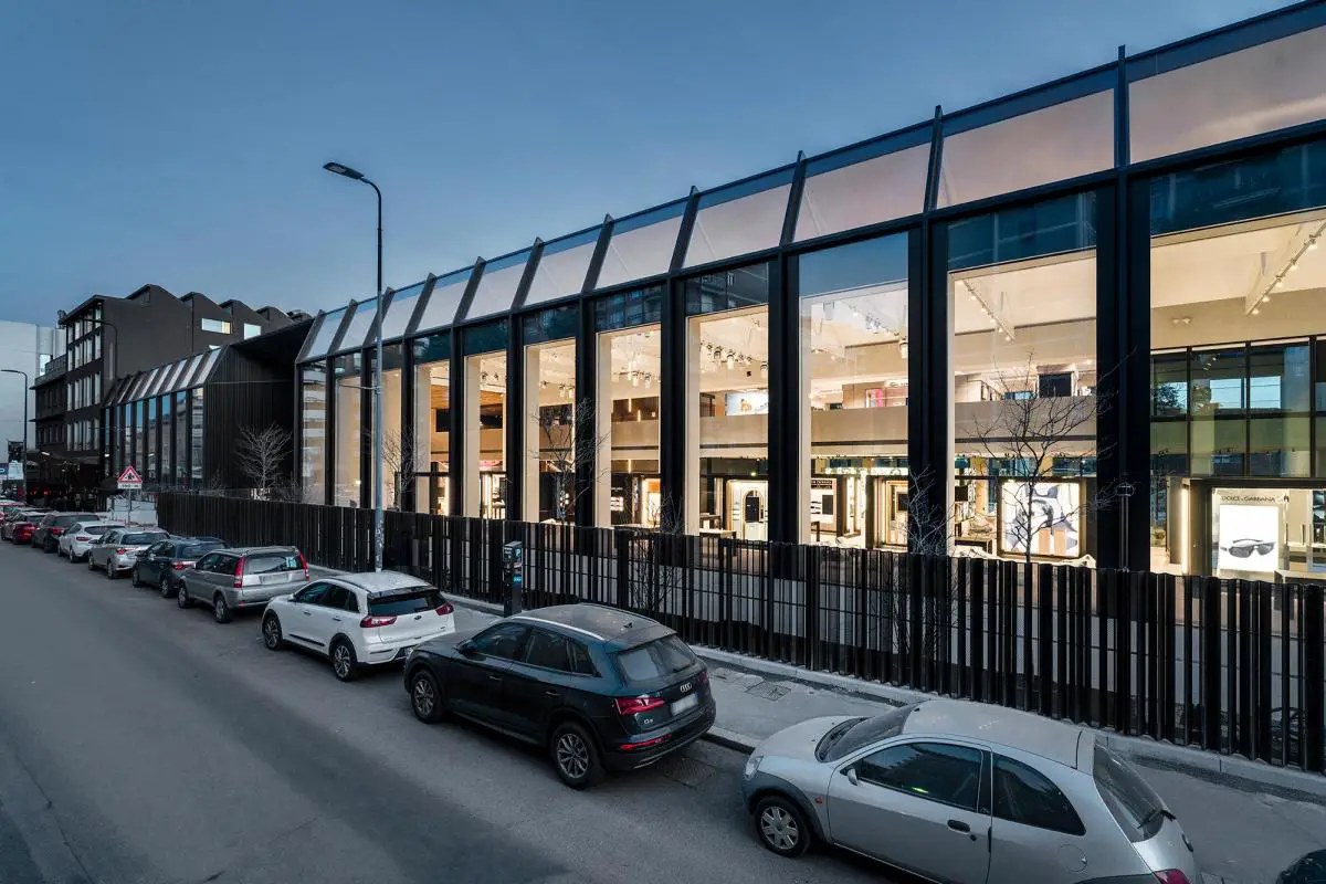 Luxottica Digital Factory, Milano