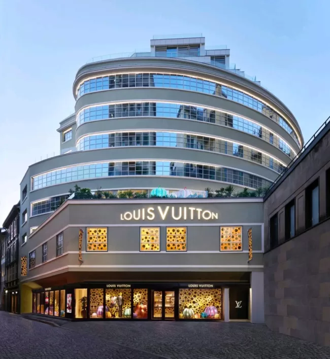 Louis Vuitton - Garage Traversi, Milano