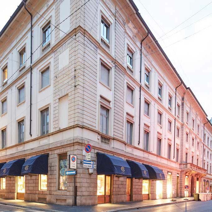 ESA engineering - Pasticceria COVA Montenapoleone - Milano