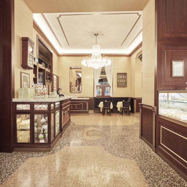 ESA engineering - Pasticceria COVA Montenapoleone - Milano