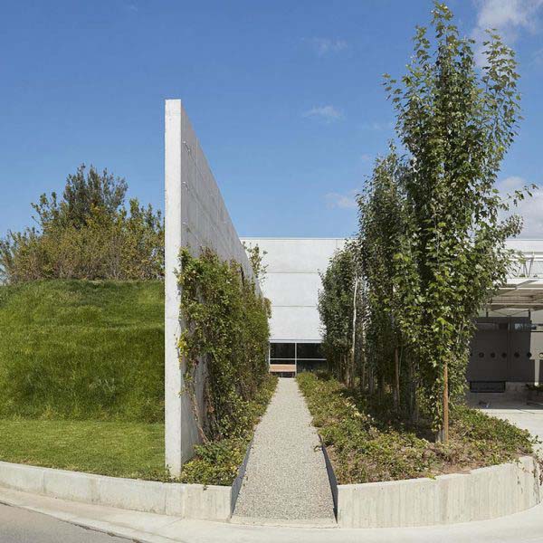 Prada Hub Logistico Levanella